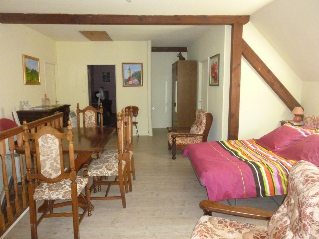 Apartment Route Du Vin Centre Alsace Orschwiller Δωμάτιο φωτογραφία